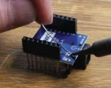 przedłużone gniazda z pinami do mikrokontrolera D1 Mini i modułu zasilającego